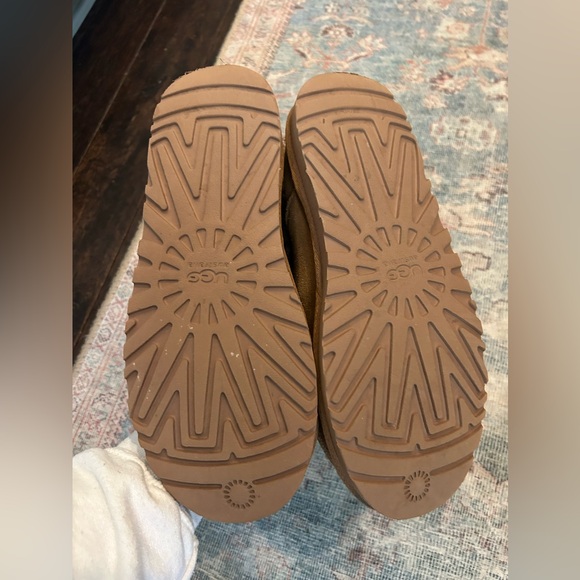 NWOT UGG Cambridge sweater boot - Picture 4 of 6